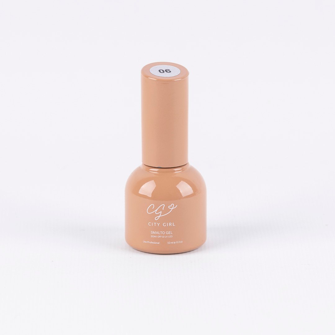 #06 ESMALTE SEMIPERMANENTE 10ML CITY GIRL